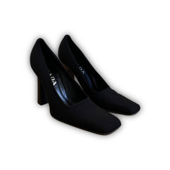 920C1B9D-DAA1-4D3B-AB38-