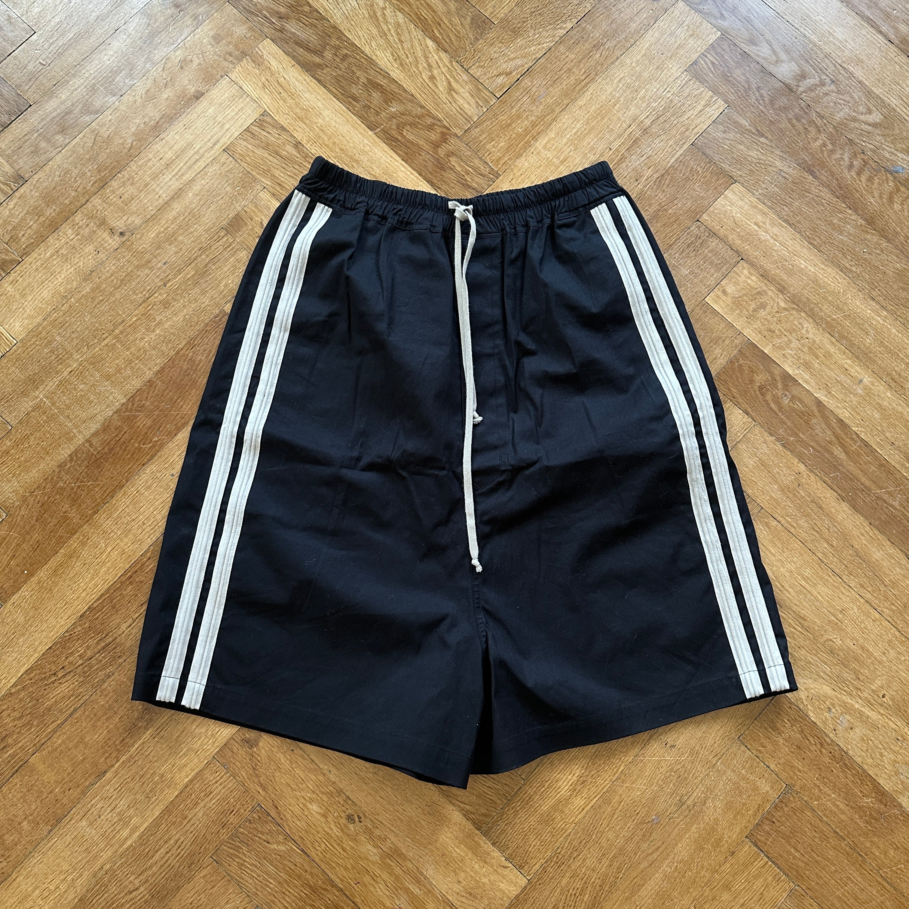 Rick Owens AW14 Moody Big Striped Shorts - Ākaibu Store