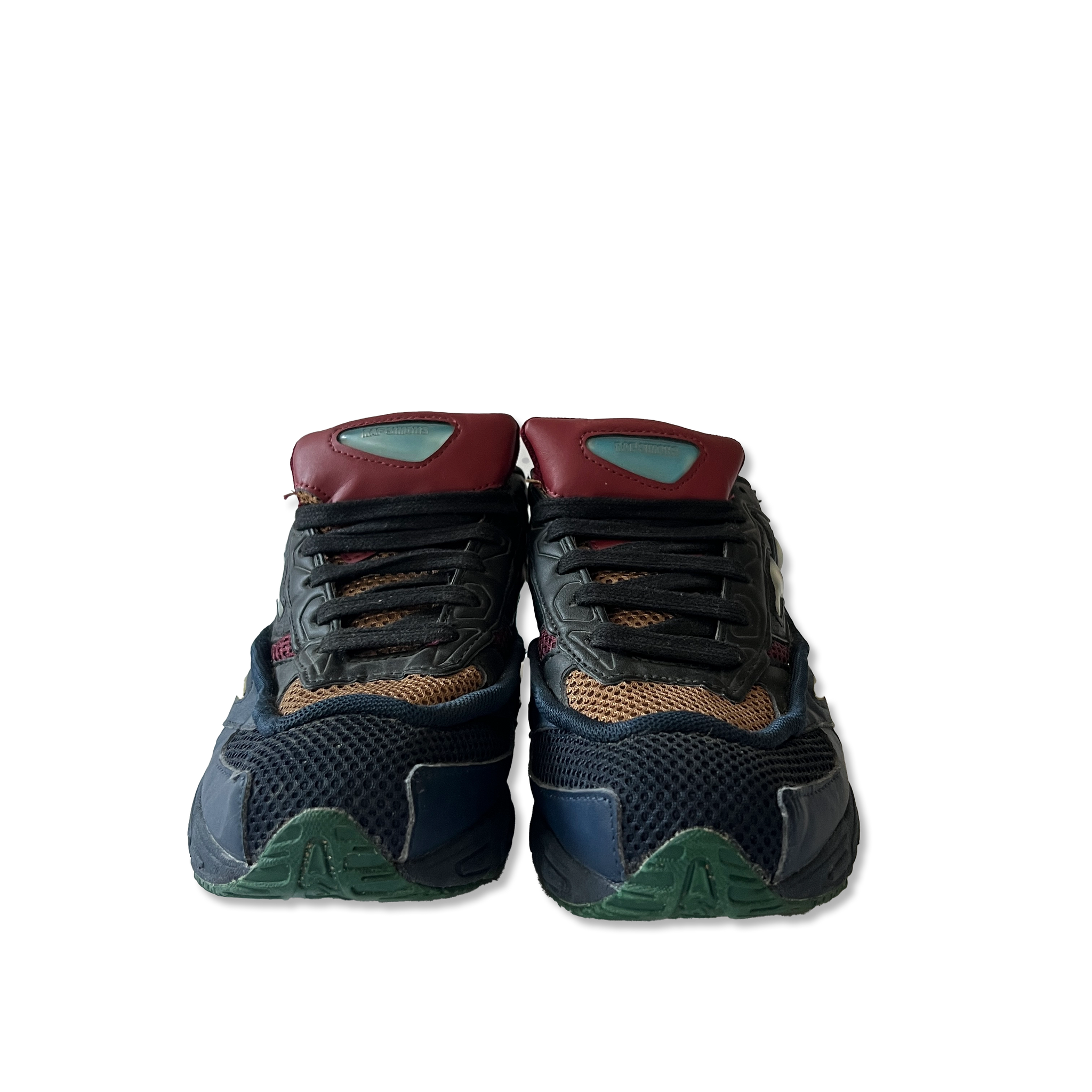 Raf Simons Adidas Ozweego II kaibu Store