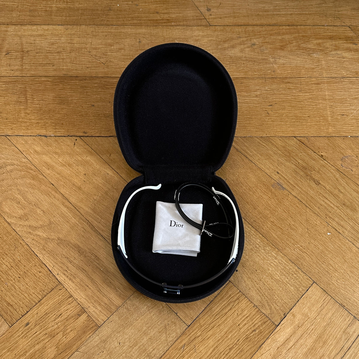 Christian Dior by John Galliano Ski 6