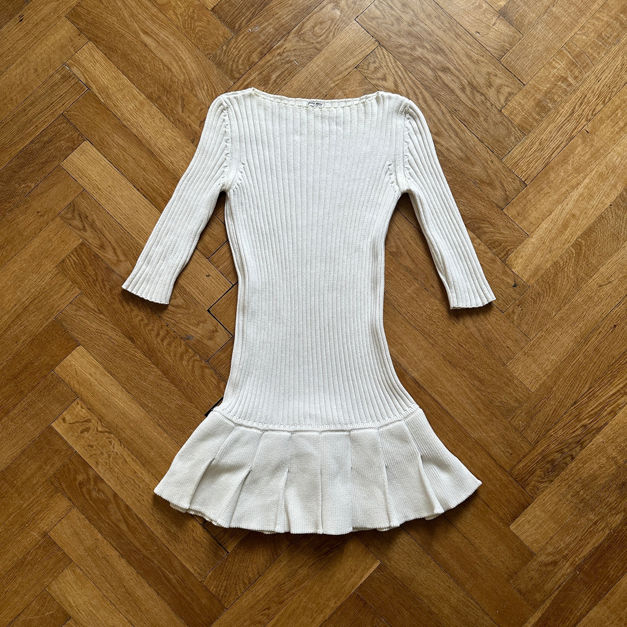 Miu Miu 2000s Ribbed Knit Dress - kaibu Store Miu Miu 2000s Ribbed Knit Dress - kaibu Store