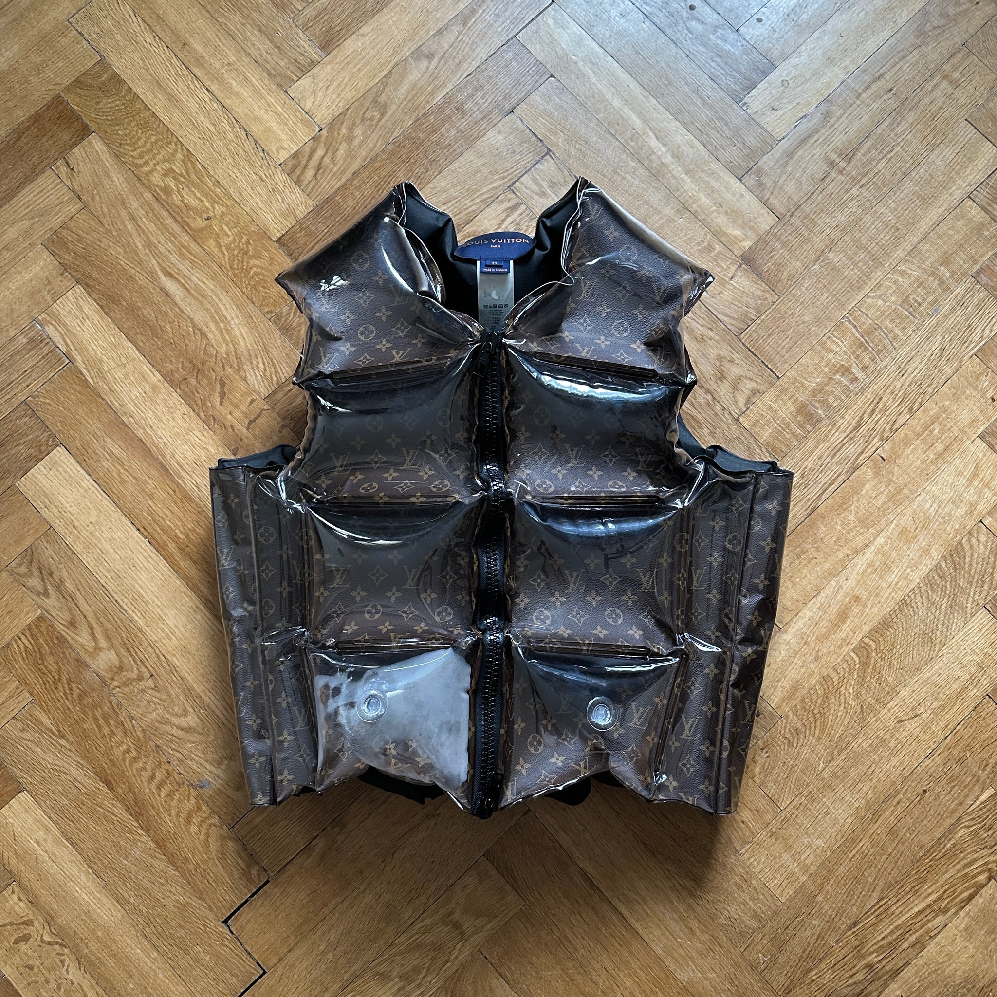 louis vuitton inflatable