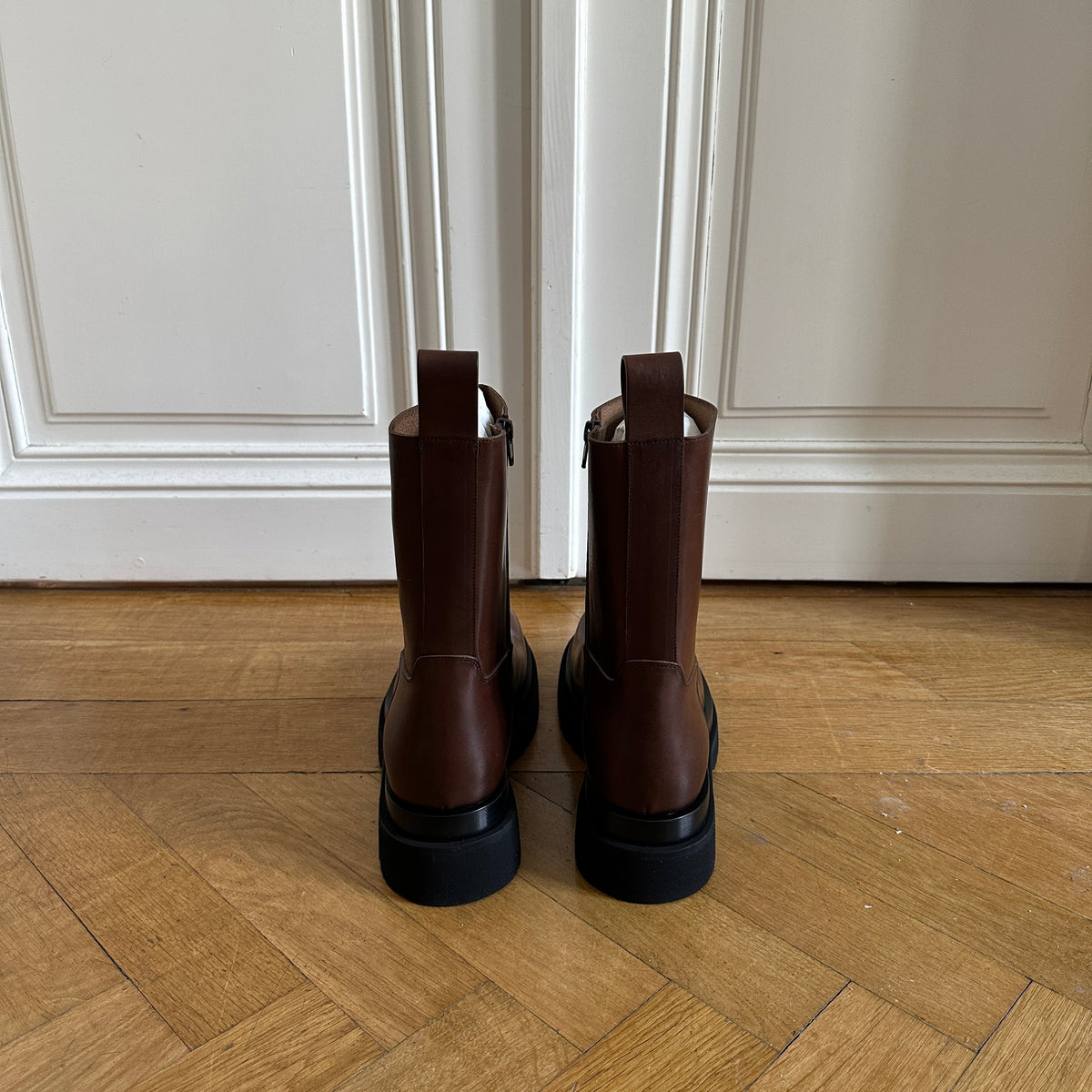 Bottega Veneta Chestnut Zip Leather Lug Boots