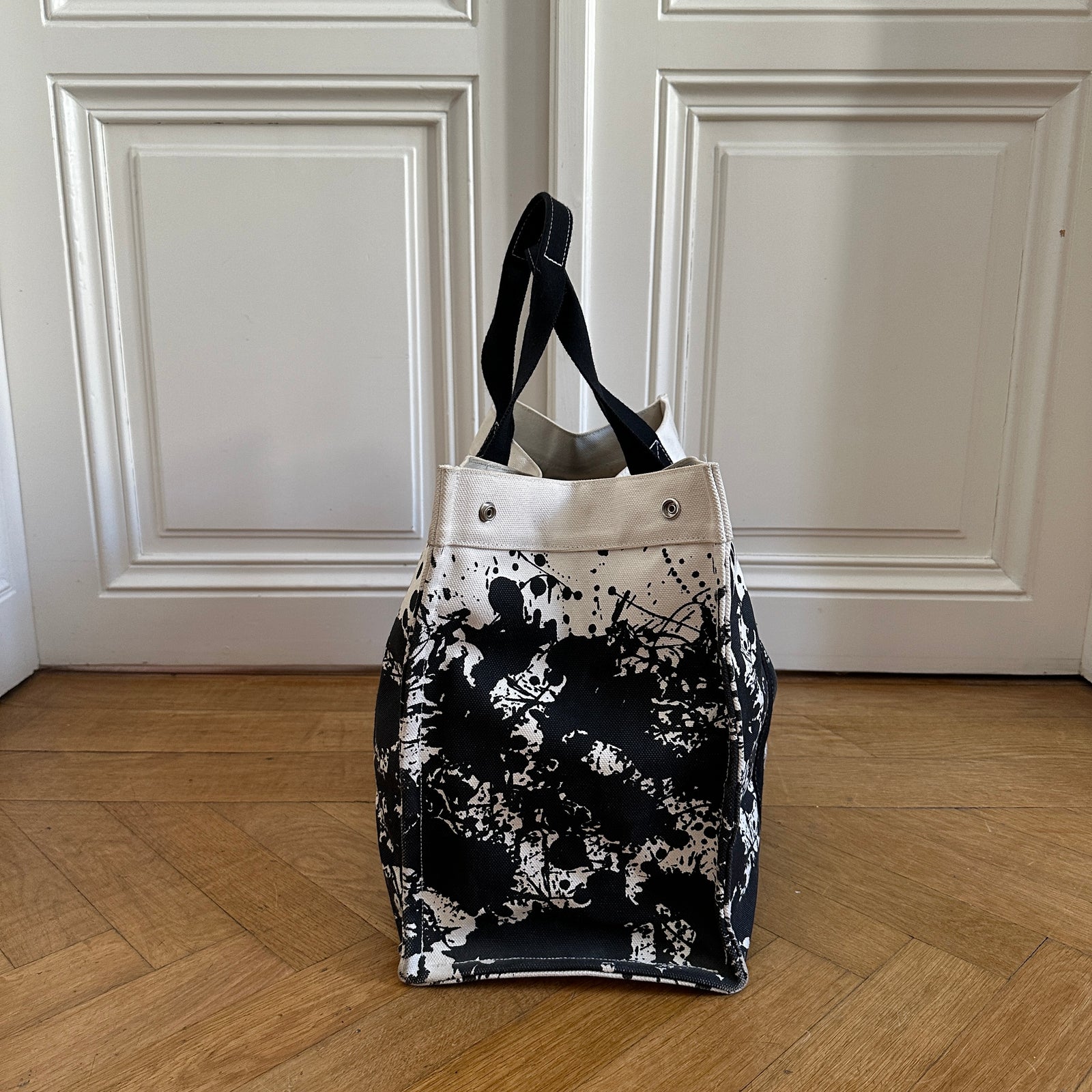 Hermès SS04 Cheval Surprise Bora Bora Tote Bag