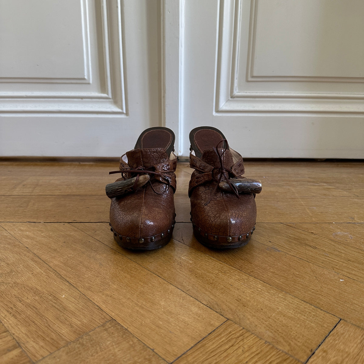 Christian Dior by John Galliano 2000s Brown Leather Horn Heels