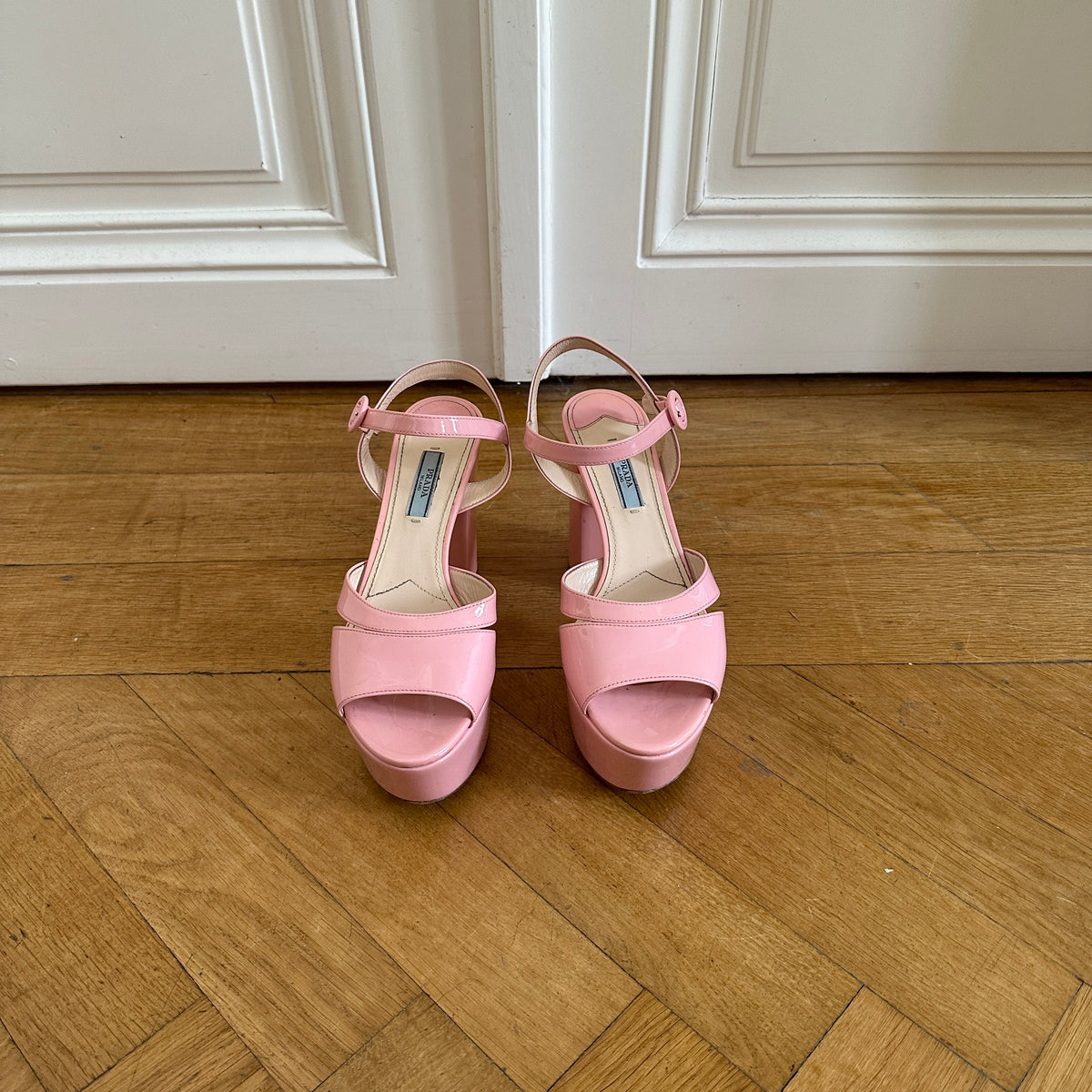 Prada Pink Patent Leather Barbie Plattform Heels