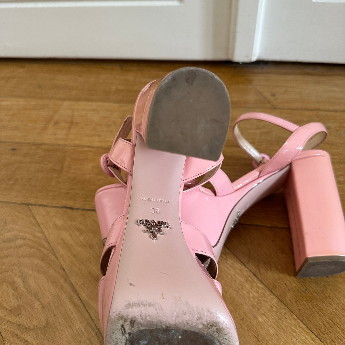 Prada Pink Patent Leather Barbie Plattform Heels