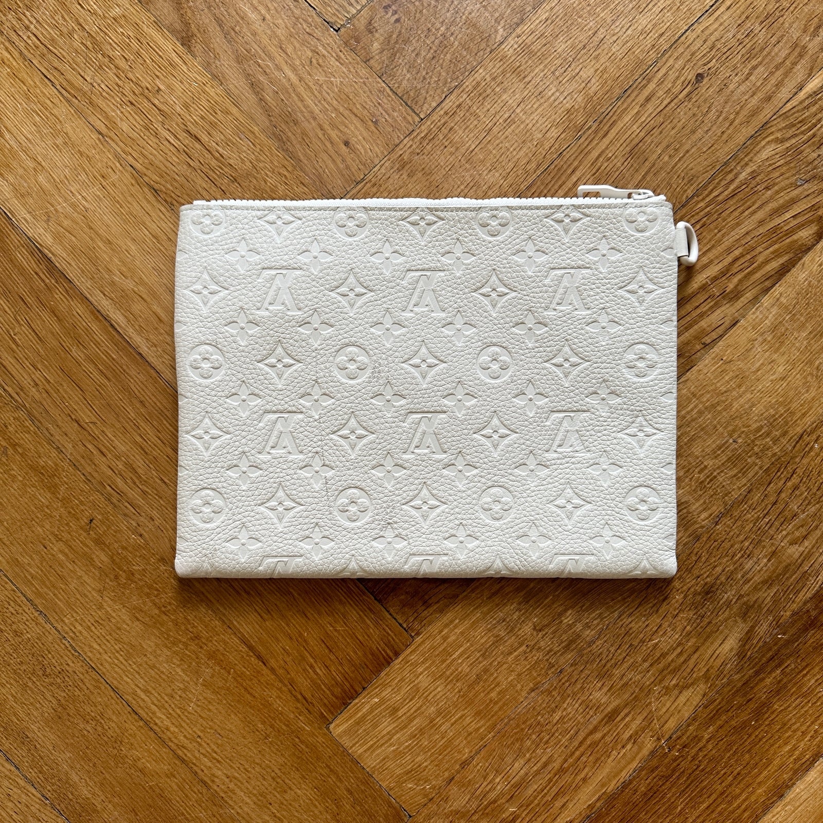 Louis Vuitton FW19 Sample Monogram Leather Poquette