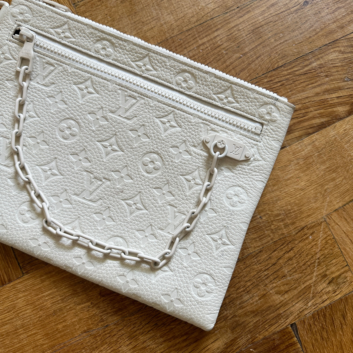 Louis Vuitton FW19 Sample Monogram Leather Poquette