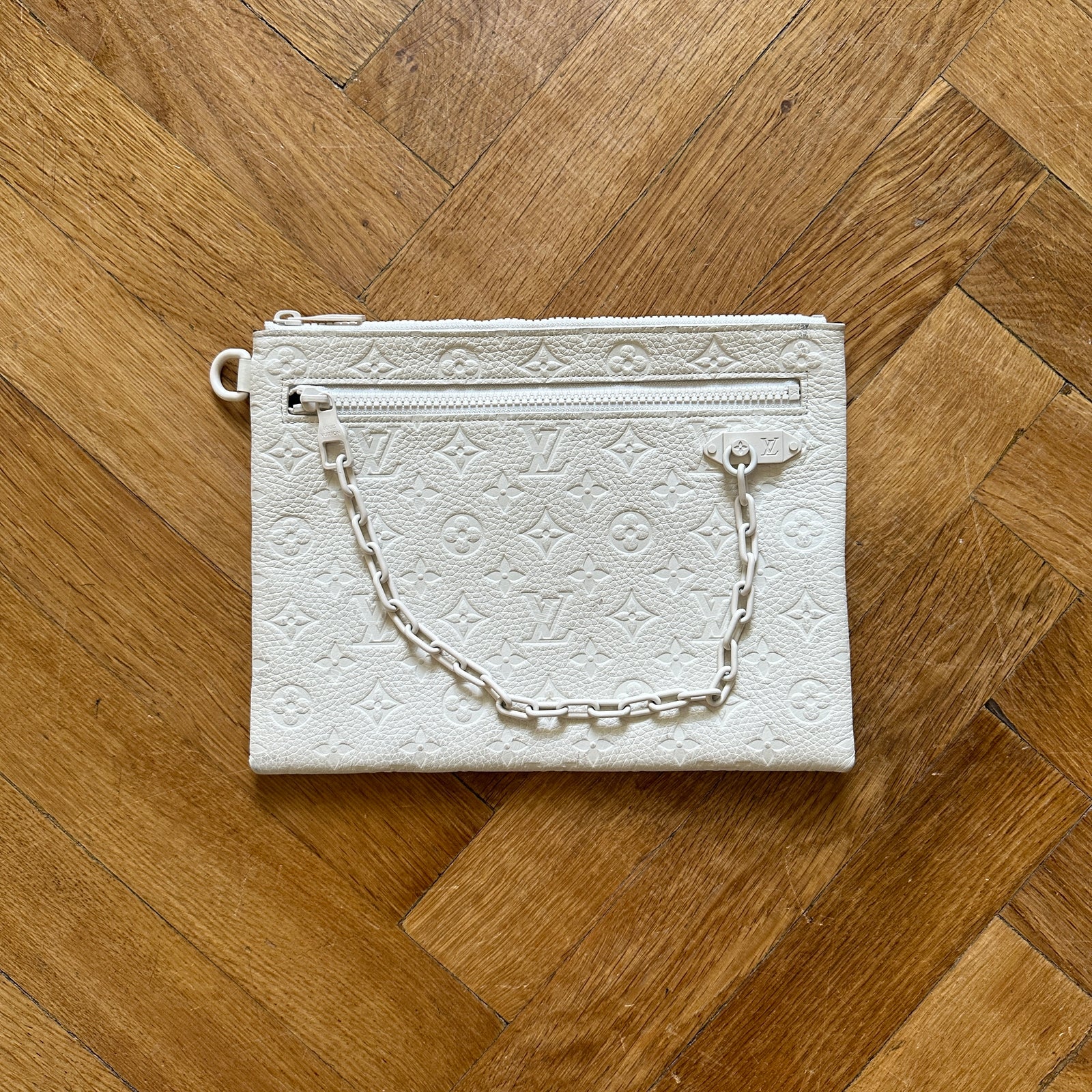 Louis Vuitton FW19 Sample Monogram Leather Poquette
