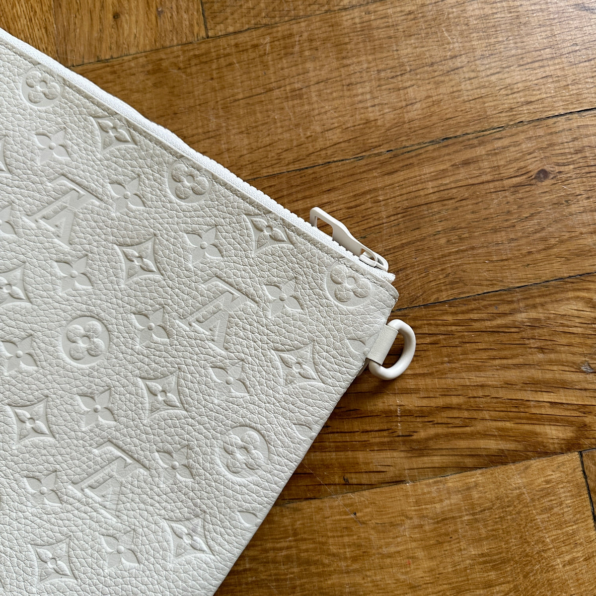 Louis Vuitton FW19 Sample Monogram Leather Poquette