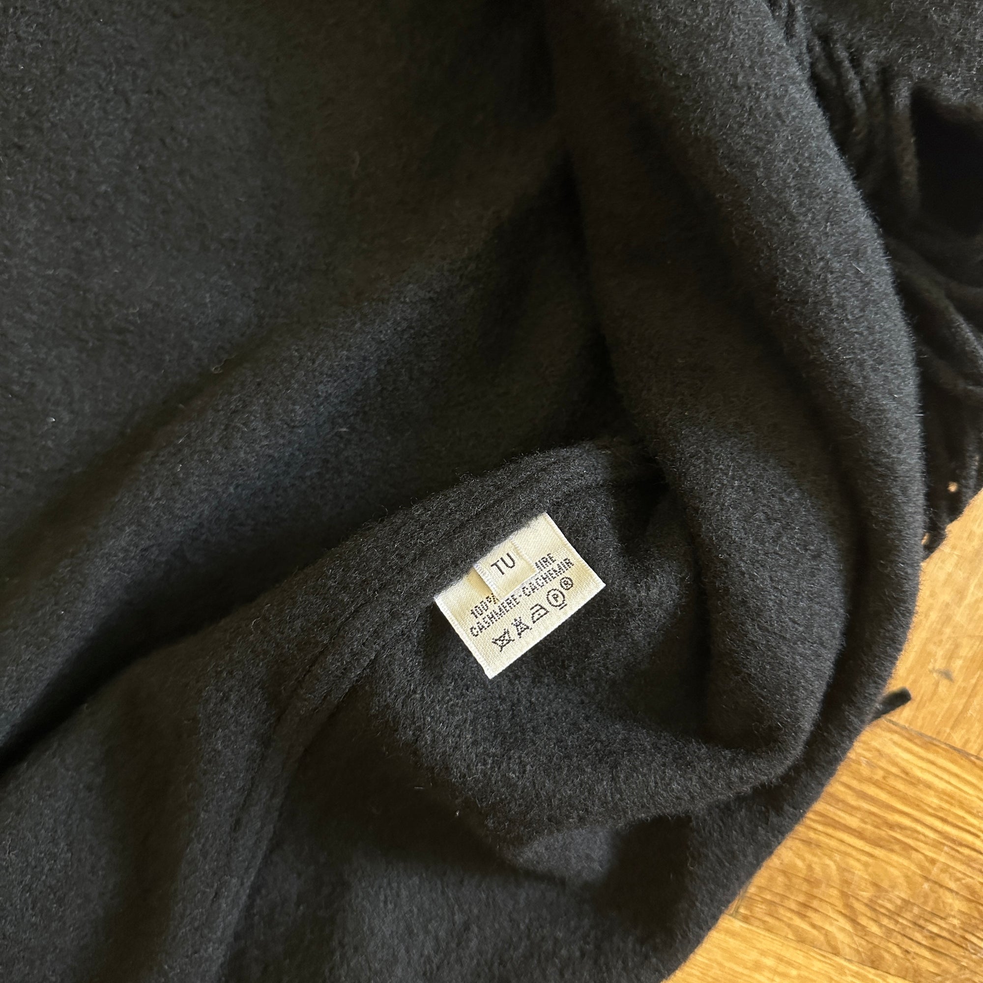 Hermès Black Fringed Turtleneck Cashmere Poncho