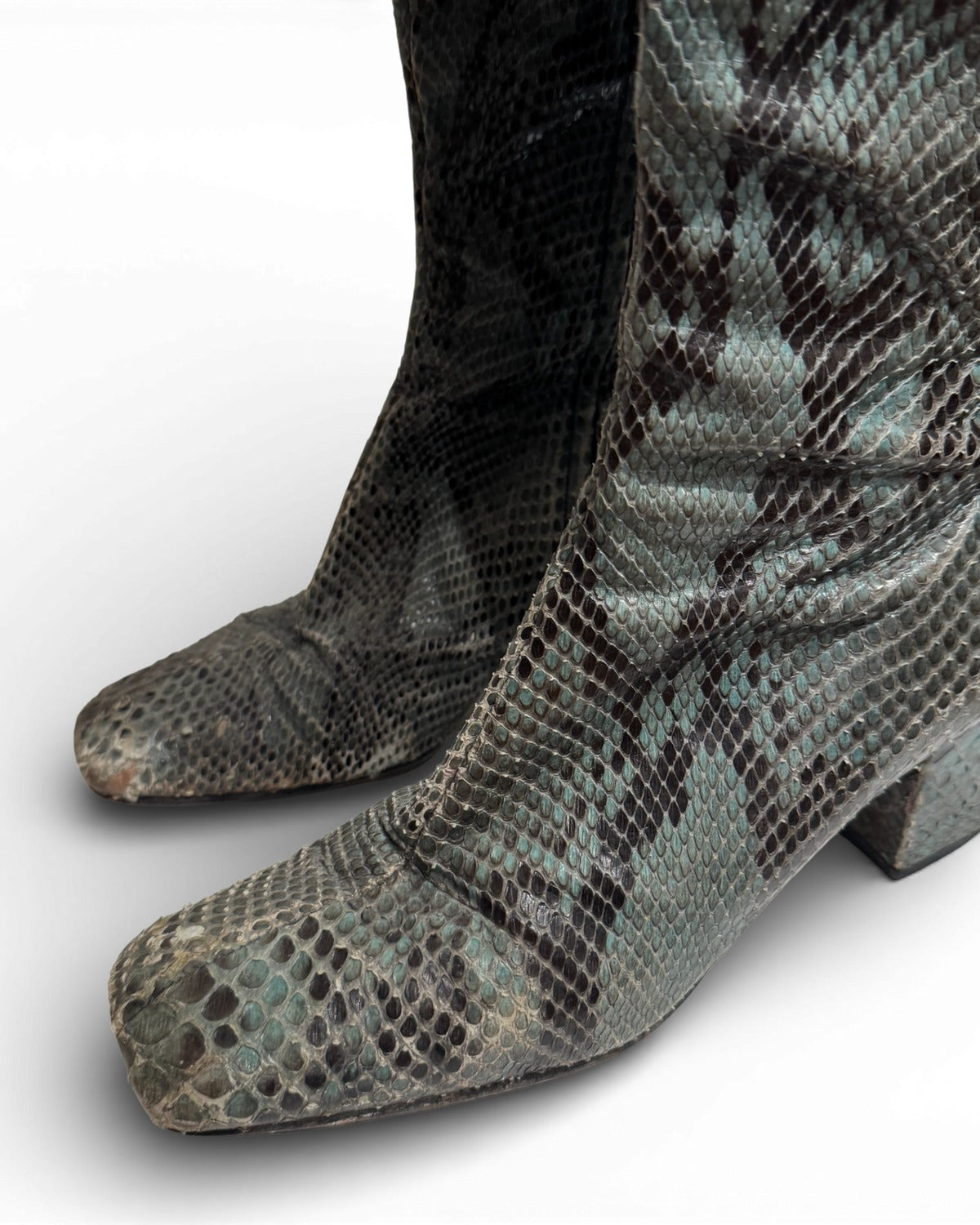 Gucci by Tom Ford SS96 Python G Metal Logo Boots