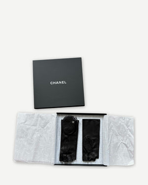 Chanel Black Leather Fingerless Pouch Gloves
