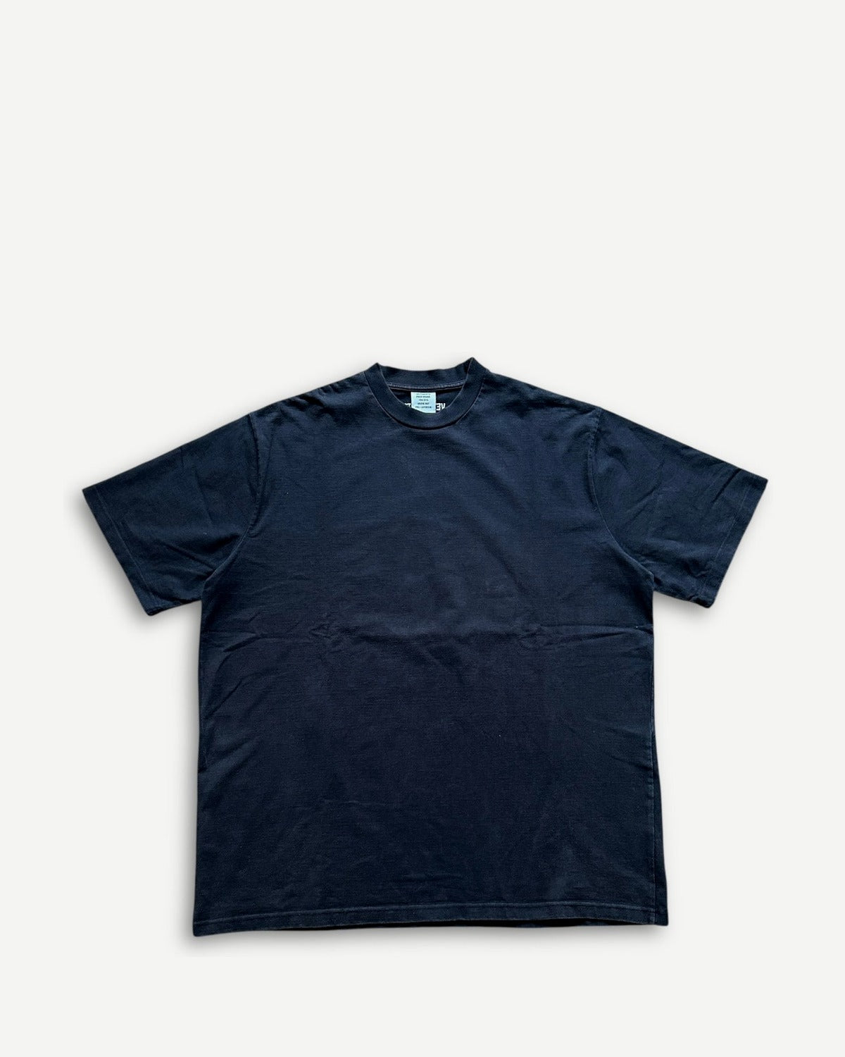 Vetements FW17 Snoop Dogg T-Shirt - Ākaibu Store