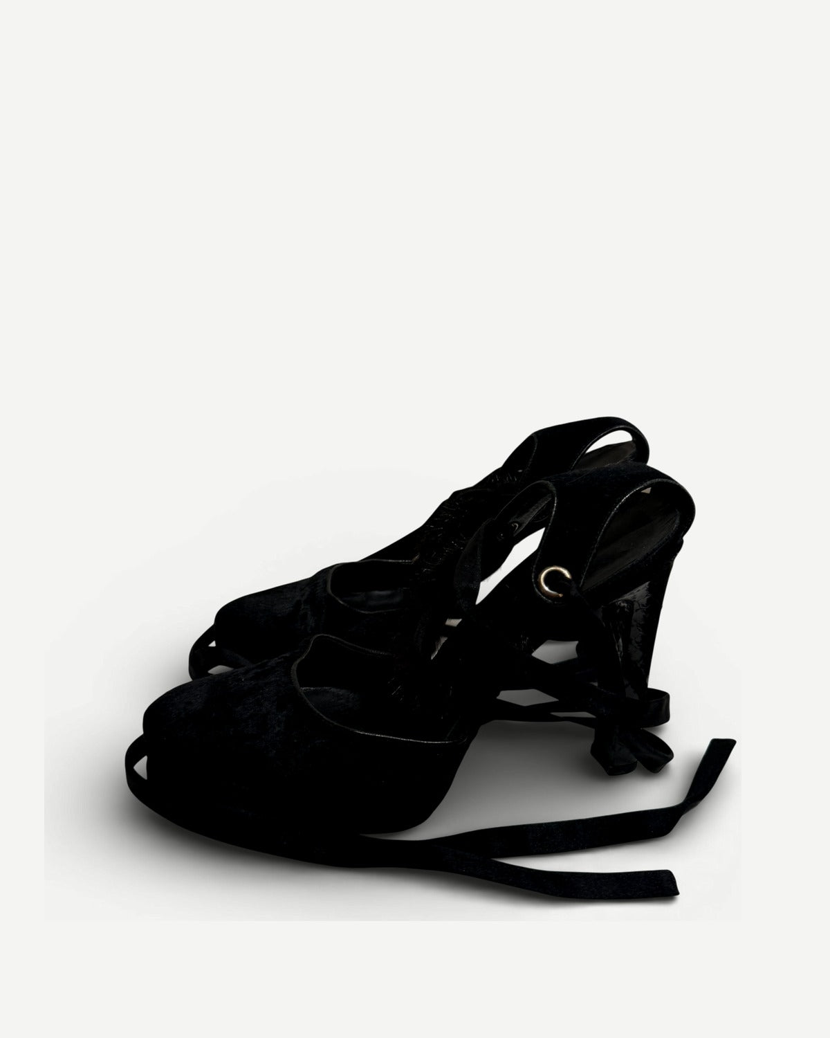 Gucci FW04 by Tom Ford Mink Fur Strap Python Leather Campaign Heels
