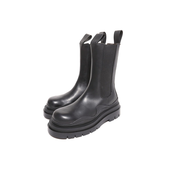 Bottega Veneta FW20 Tyre Black Leather Boots - Ākaibu Store
