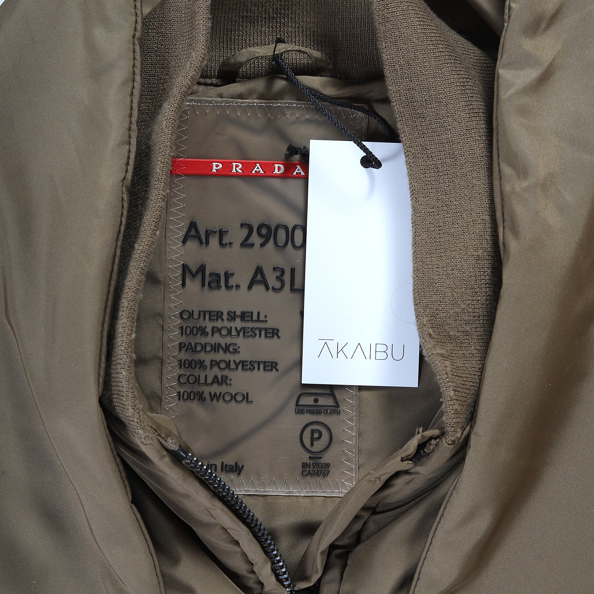 Prada Sport 2000 Transformable Collar Zipped Nylon Vest – Ākaibu Store