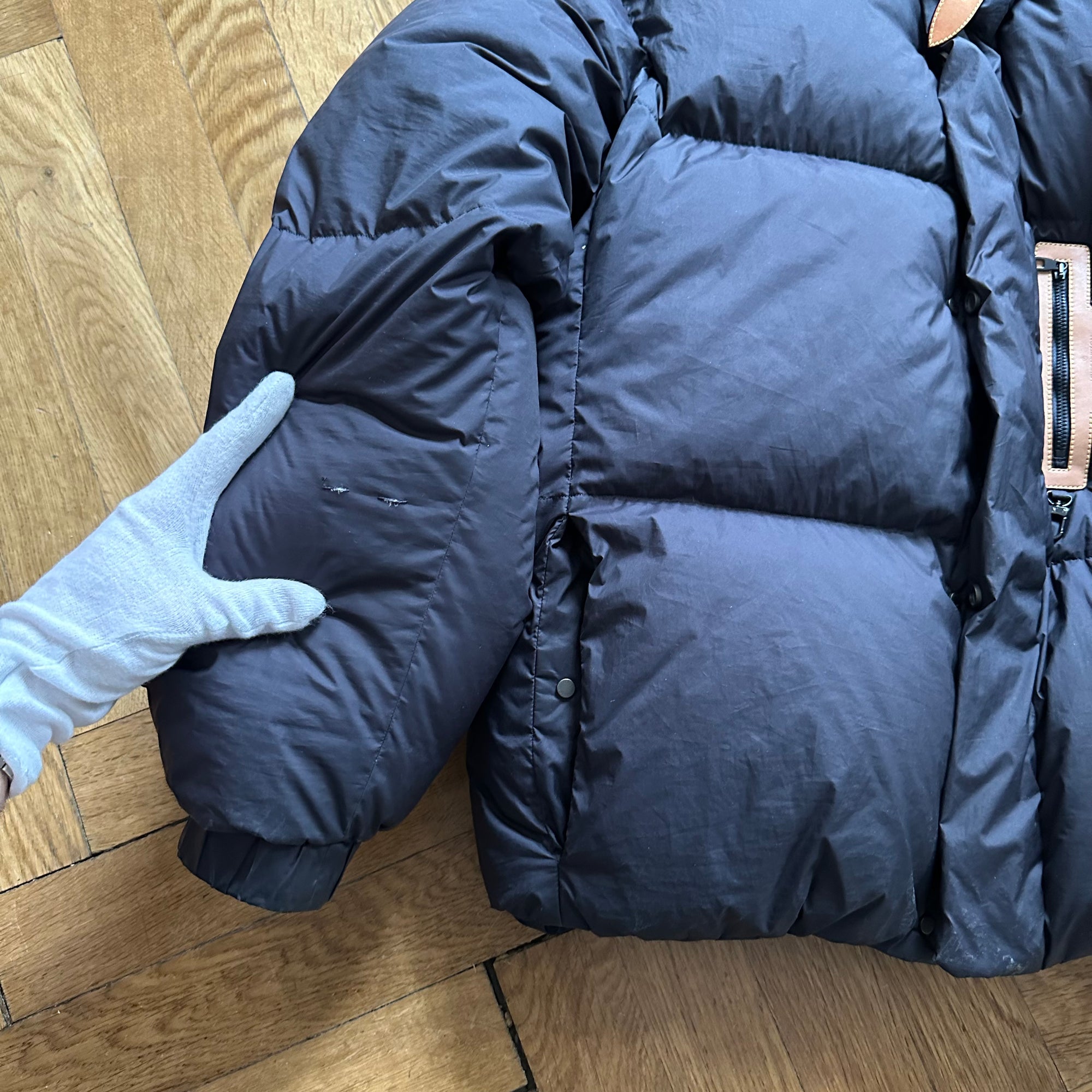 Louis Vuitton AW19 Hooded Puffy Down Jacket – Ākaibu Store