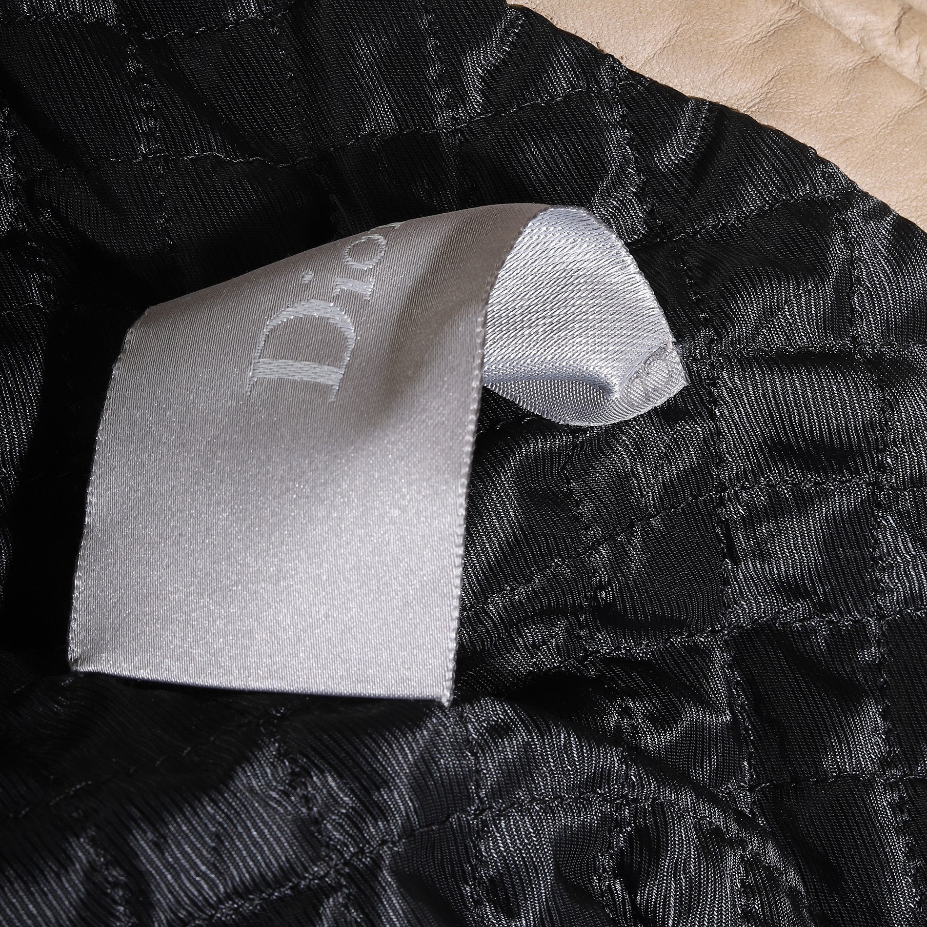 Dior Homme FW05 L-Zip Cream Leather Jacket - Ākaibu Store