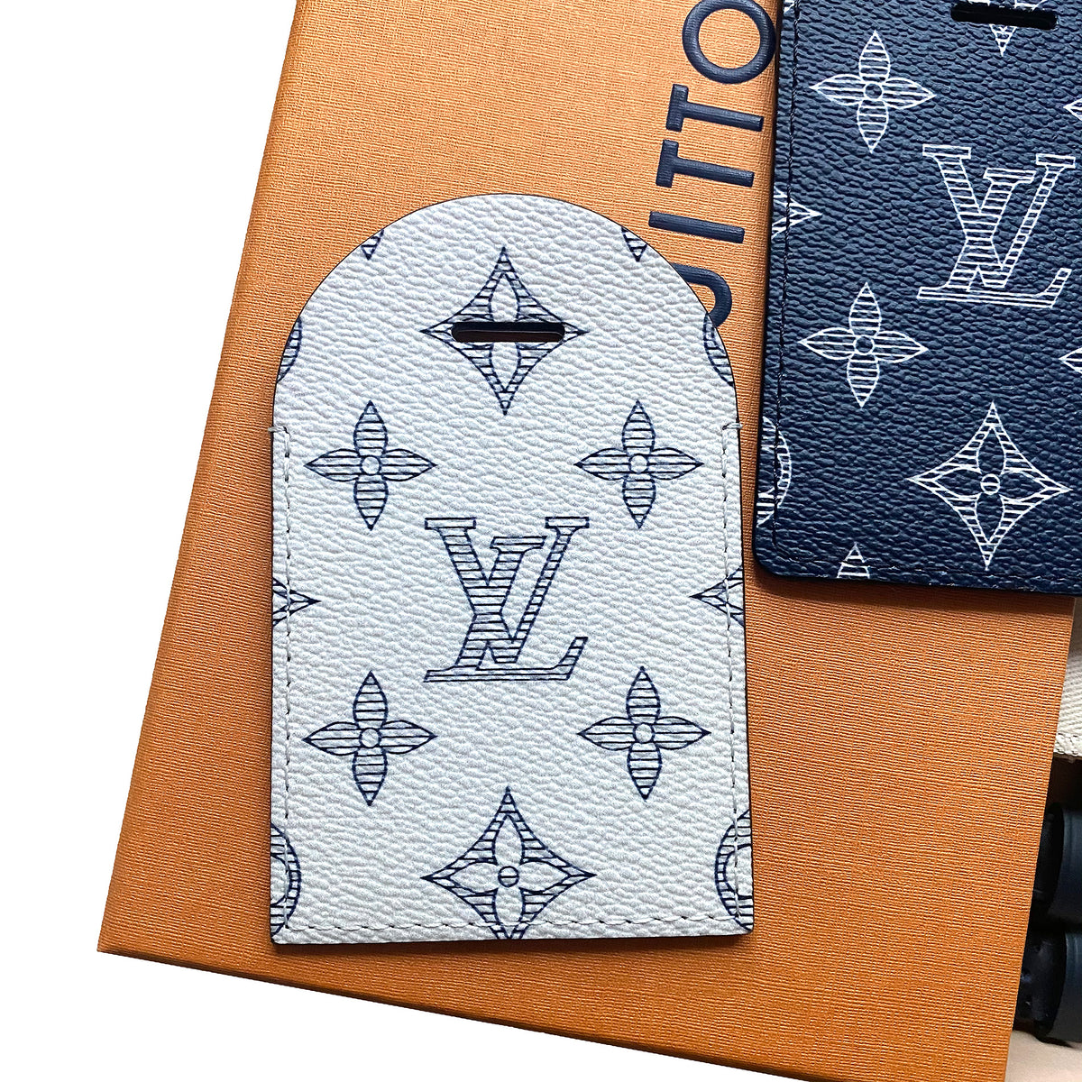 Louis Vuitton SS17 Jake & Dinos Luggage Tag Set