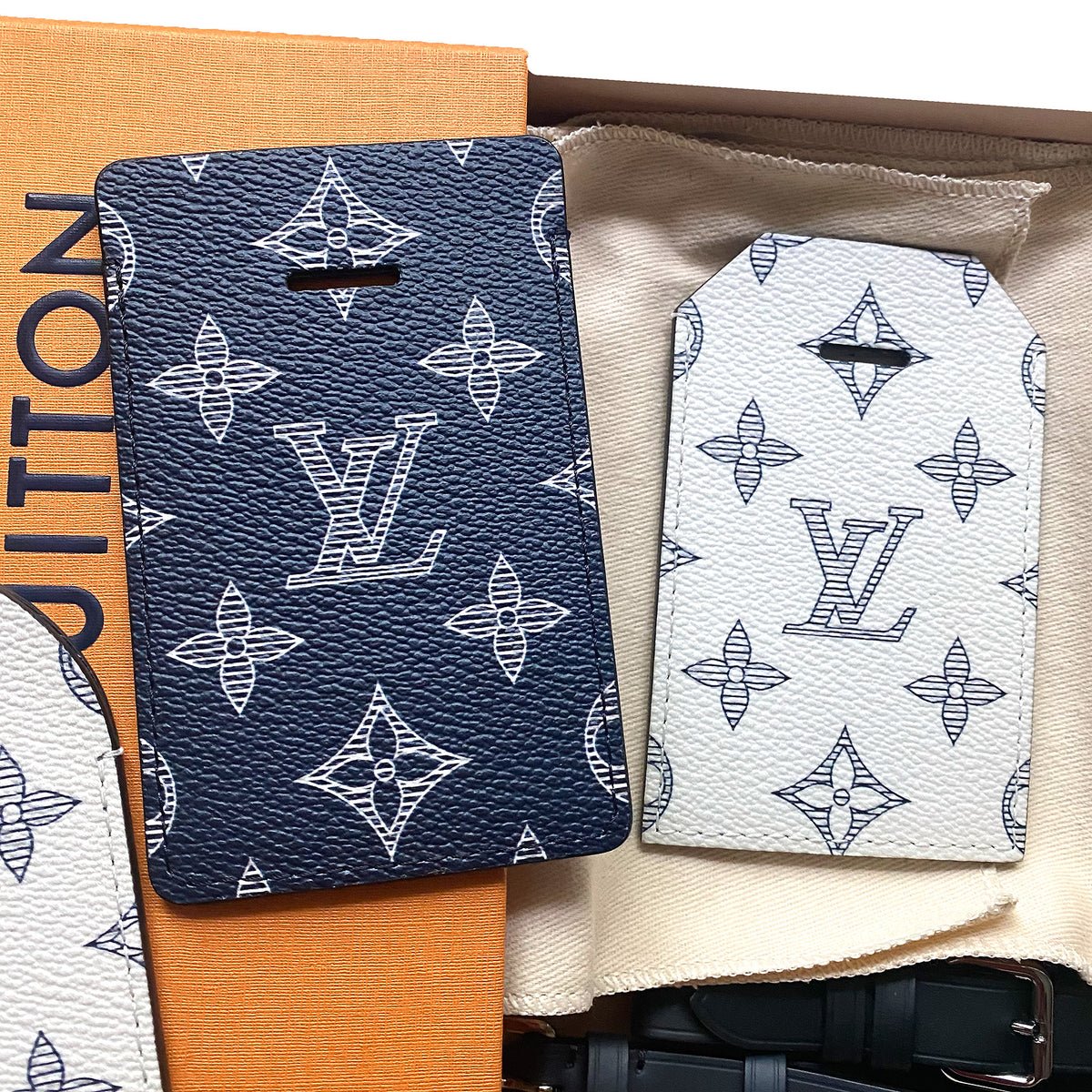 Louis Vuitton SS17 Jake & Dinos Luggage Tag Set