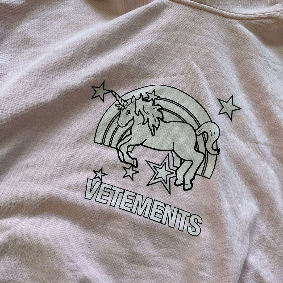Vetements FW19 1 of 50 Pink Unicorns and Rainbows Hoodie Asia Exclusive Limited Edition