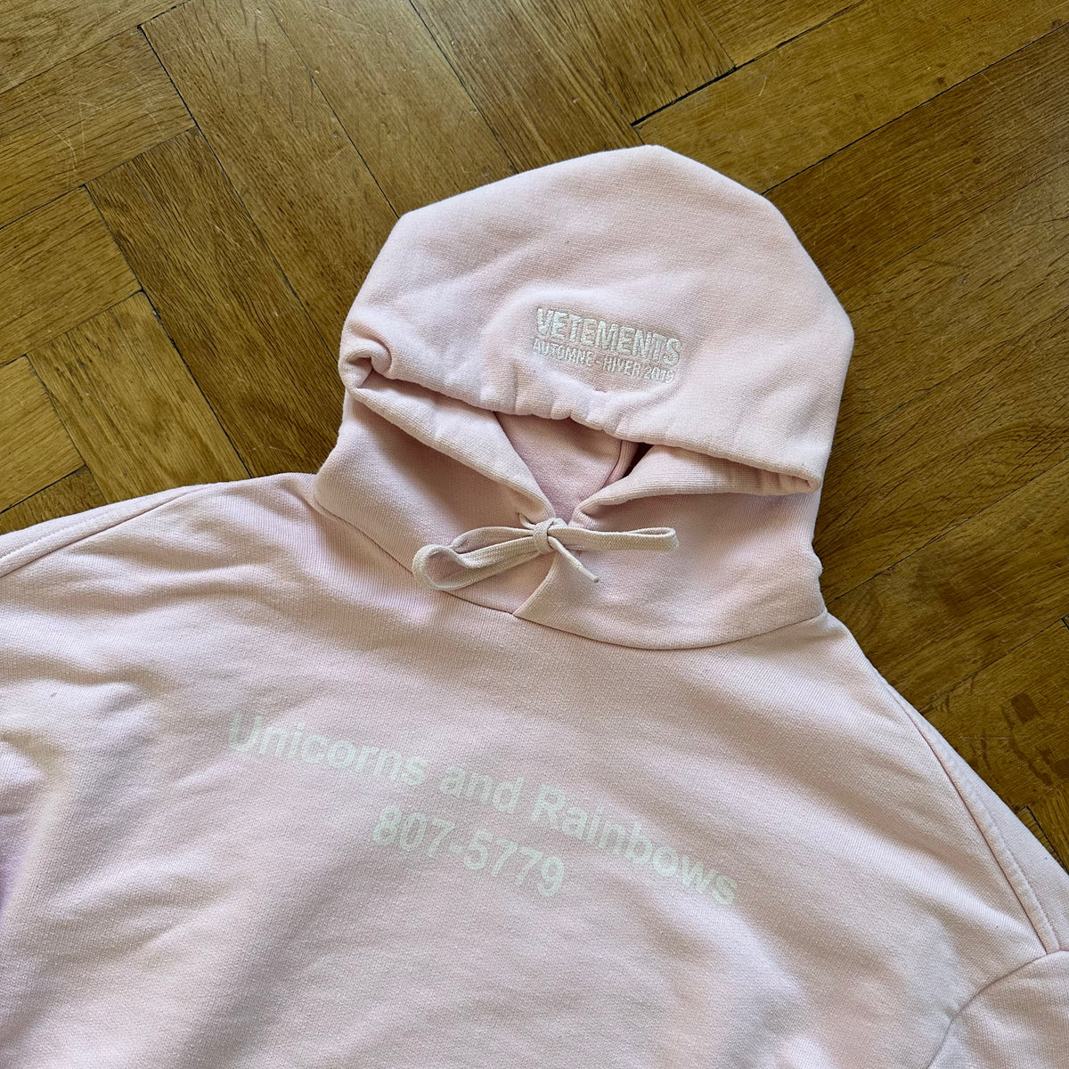 Vetements FW19 1 of 50 Pink Unicorns and Rainbows Hoodie Asia Exclusive Limited Edition