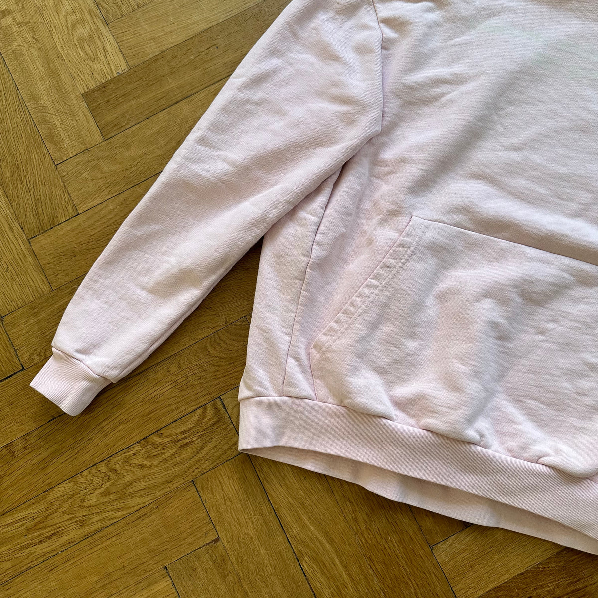Vetements FW19 1 of 50 Pink Unicorns and Rainbows Hoodie Asia Exclusive Limited Edition