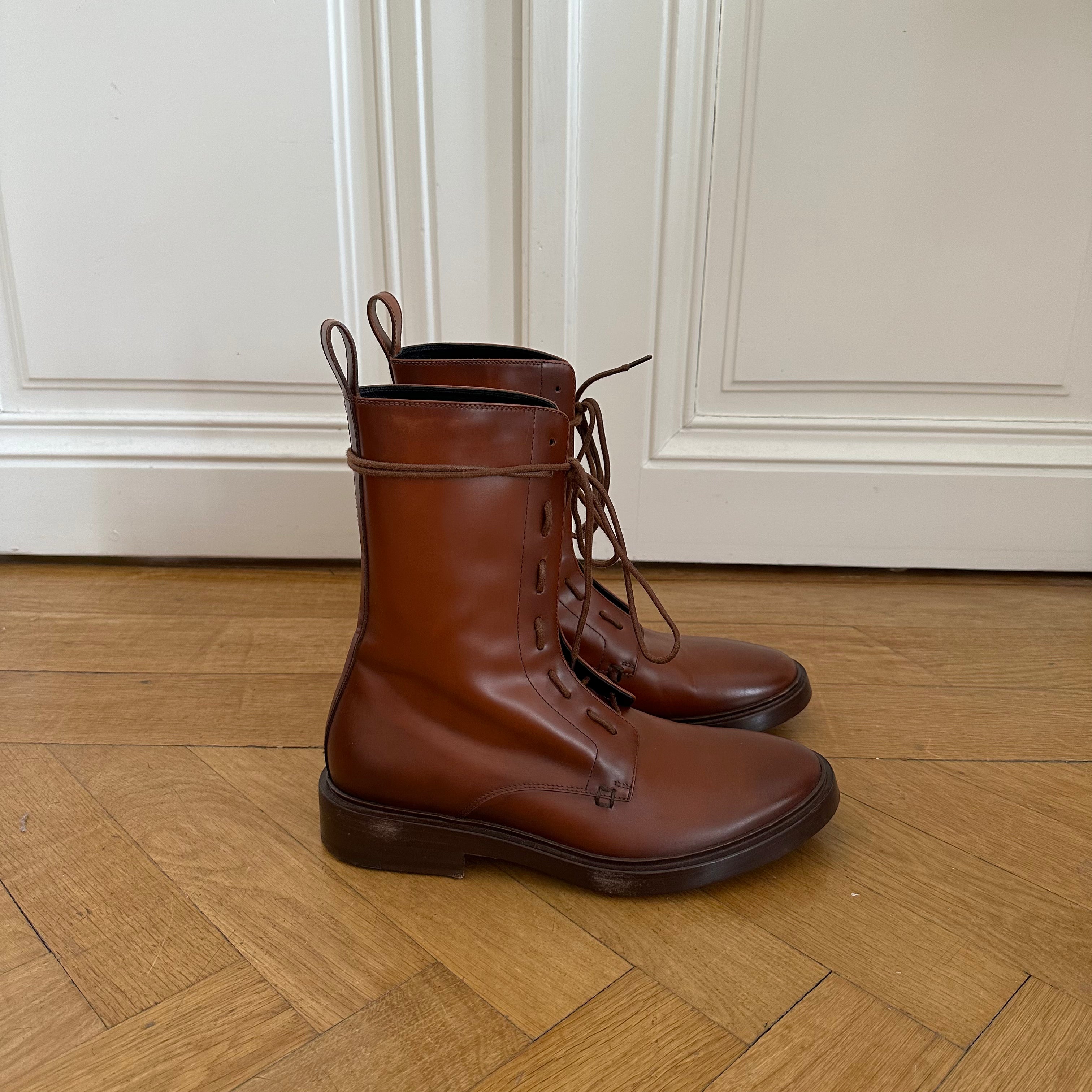 【BALENCIAGA】CARAMEL-BROWN PLATFORM BOOTS Women's Fargo Boot in Brown | Balenciaga US